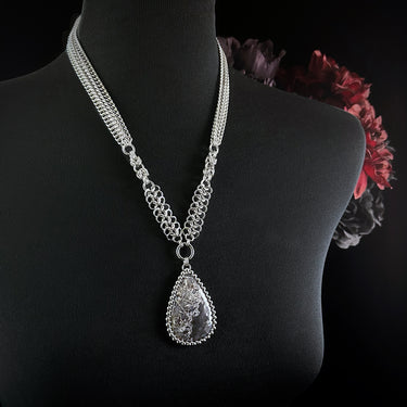 FALL GEMSTONE 2025 Rose-Cut Stick Agate Teardrop Pendant