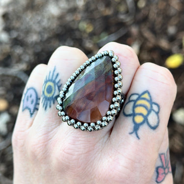 FALL GEMSTONE 2025 Apple Jasper Rose-Cut Teardrop Ring: Size 8.5
