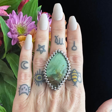 GEMSTONE Green Pilbara Jasper Large Leaf Ring: Size 9.25
