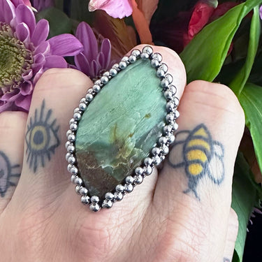 GEMSTONE Green Pilbara Jasper Large Leaf Ring: Size 9.25
