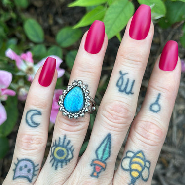SUMMER GEMSTONE 2025 Small Labradorite Teardrop Ring: Size 6