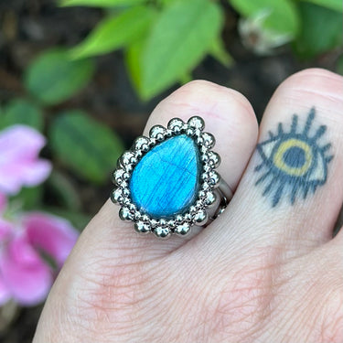 SUMMER GEMSTONE 2025 Small Labradorite Teardrop Ring: Size 6