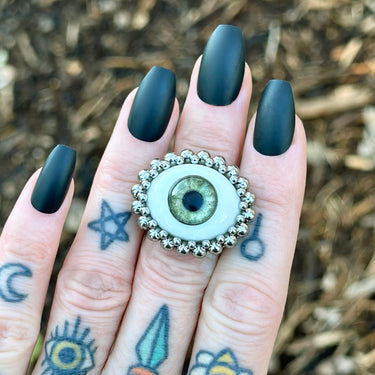 FALL GEMSTONE 2025 Large Green Glass Eye Ring: Size 6