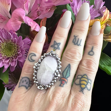 GEMSTONE Oval Kunzite Ring With Flowers: Size 8