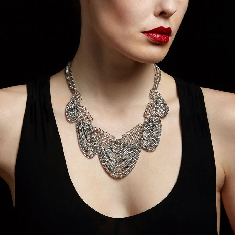 SLINKY Triangles & Scallops Necklace