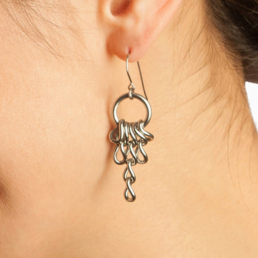 GLAM Tapered Chain Earrings